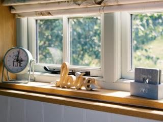 Herbie's Shepherds Hut at Shepherds Lodge Retreat and Wellness - 1