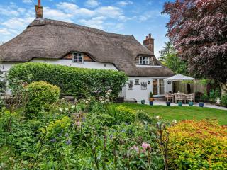 3 bed property in Blandford Forum 83442 - 0