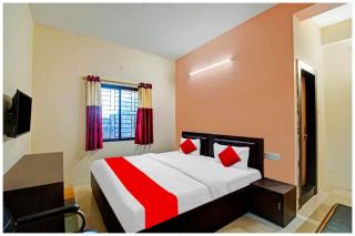 Hotel S-R Palace Near City Bus Stand - Fully Air Conditioning Hotel - Luxury & Spacious Room -Best Hotel In Bhubneshwar - 9