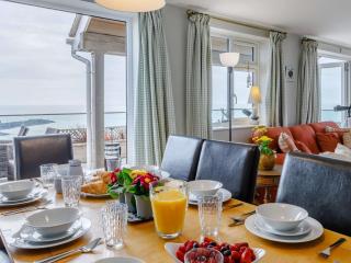 4 Bed in West Bay 86538 - 3