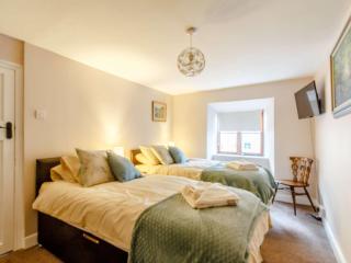 4 Bed in Brixham 82519 - 1