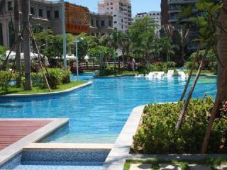 Sanya Baohong Hotel - 1