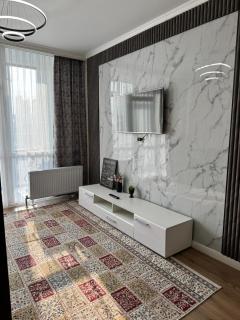 Уютная 2Х комнатная квартира возле Аэропорта - 6