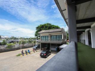 B2 Lanna Boutique & Budget Hotel - 7