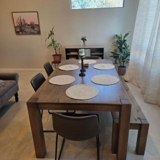 1-acre Spacious Desert Oasis Retreat near Downtown - 5