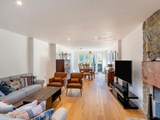 4 Bed in Hawick 95856 - 9