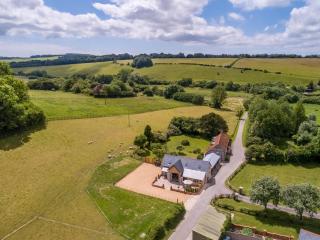 3 Bed in Dorchester 75244 - 0