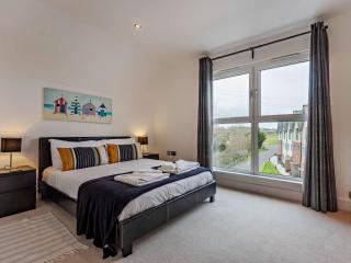4 Bed in East Cowes 94556 - 3
