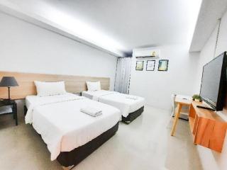 Your Place Hotel - 2
