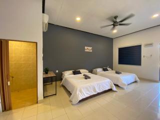 Bayu Cenang Family Room - 7