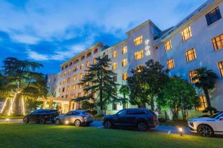 Jin Jiang Nanjing Hotel - 3
