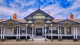 Oamaru Railway Station Guesthouse - 0