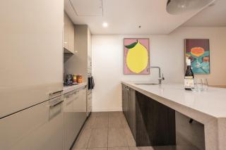 Sky-High Luxury Over The Gabba City Views Pool - 1