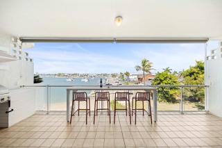 Serenity Waters Riverfront Retreat - Walk to Mooloolaba - 6