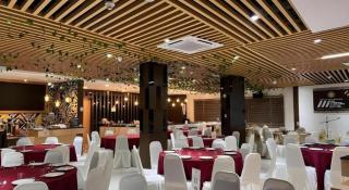 D Arc Hotel - 7