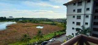 OYO Home 90533 Nomadic Town Condo - 7