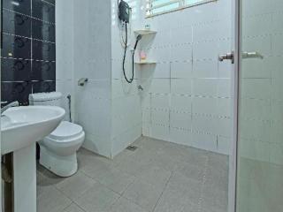 OYO Home 90584 Dz Homestay Bukit Setongkol - 4