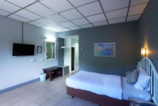 Nora Bukit Hotel - 4