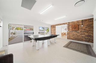 Santai Sands - Bribie Island 4BD Home - 9