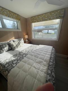 Downtown Mount Cottage - 7