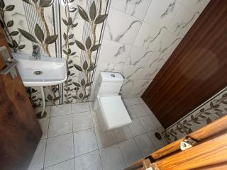 Hotel R K Palace- near Airport - 1