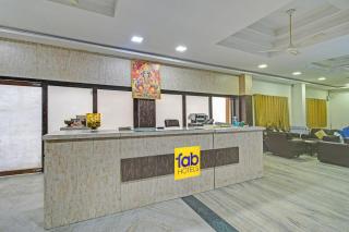 FabHotel Ranjit Residency - 8
