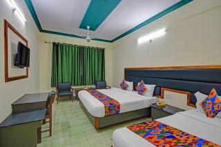 FabHotel Ranjit Residency - 1