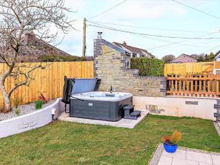 4 Bed in Looe 82227 - 8