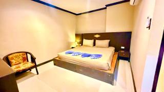 Hotel Hollywood Inn Love Patong - 5