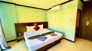 Hotel Hollywood Inn Love Patong - Patong Beach - 5