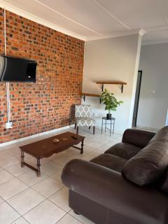 Jubilee Guesthouse - 7