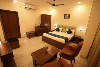 Hotel Royal Villa - 3