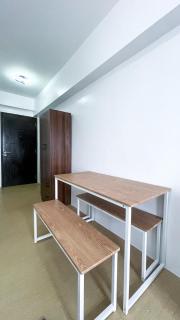 A Skyline Serenity Studio - 7