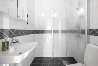 Cozy home in charming suburb - 7