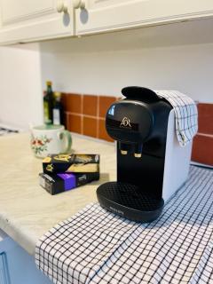 Spacious Central London 3-bed House, with Garden - 8