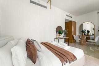 Silkhaus Vacation Homes Chic Studio in Downtown at Claren Tower - 5