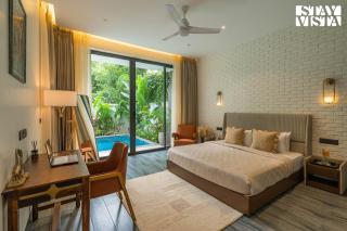 CASA JOE by StayVista luxurious 3BHK villa with Pvt Pool, Bathtub & Complimentary E-bikes - 4