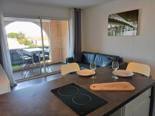 studio à 100m de la plage et de la piscine - 6