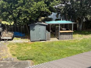 Get off the grid in Waimarama - 3