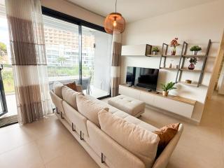 Torremar Luxe- upscale 2bed apartment by the beach - 0