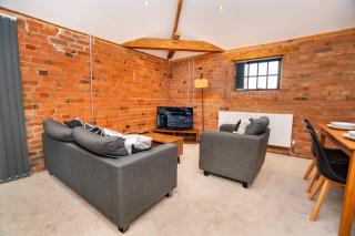 Spacious 2 Bedroom Apartment in Central Newark - 4
