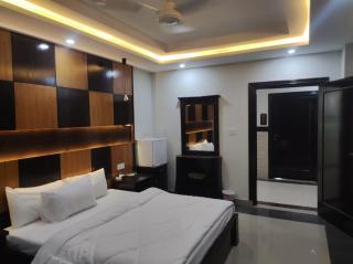 Osma Living Apartment Peshawar - 1