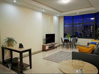 Central Location, Breathtaking Views! - 5