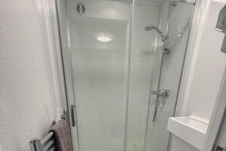 1 Bed Sleeps 2 with Private Garden - 1