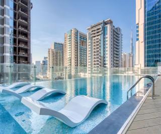Burj View 1BHK near Down Town - Panoramic Balcony View -Pool and Gym - 0