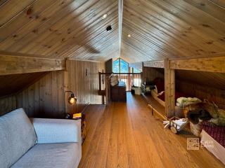 Modern cabin with panoramic view, sauna and fire pit - 3