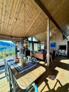 Modern cabin with panoramic view, sauna and fire pit - 2