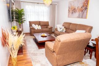 Hazel's Condo-Deluxe Master - 8