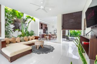 The R Villa Toba - incl. Motorbikes - 9