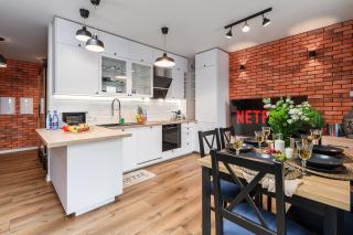 Lumina luxury apartment with parking - 4